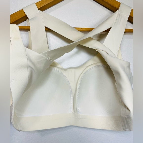 Lululemon Enlite Bra 32C Cream White Crisscross Back - Picture 5 of 8